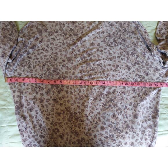 ATHLETA Women's Leopard Print Long Sleeve Top Size LP Tencel Blend Athleisure - Picture 6 of 7